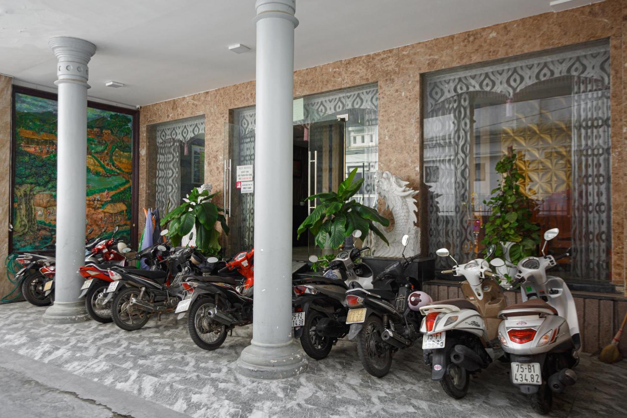 Kly Hotel Hue Exterior foto